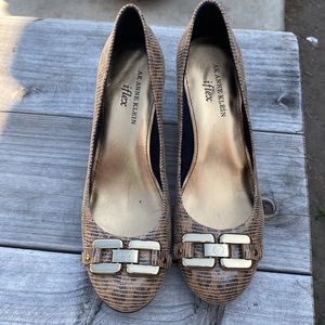 Anne Klein Cheetah Iflex Fannon Gold Pump Heels Size 6